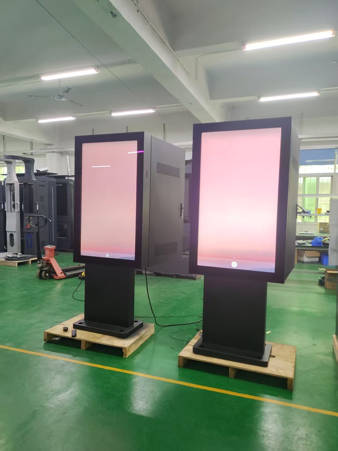 4k 43inch Kiosk Outdoor Kiosk Player IP66 Imperproof