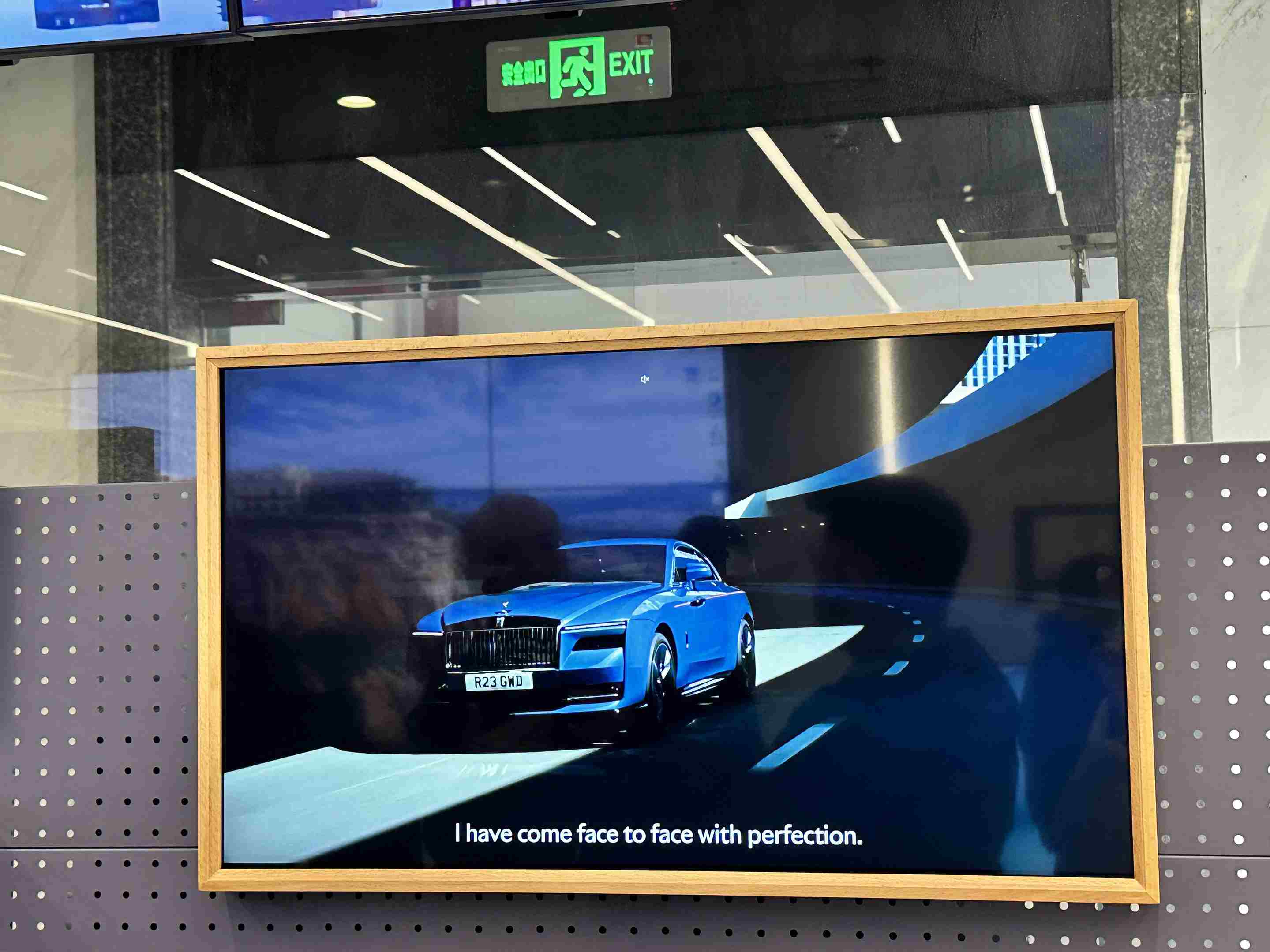 Wifi Thin Mur Wall Signage numérique affiche le cadre d'art 18.5 / 21.5/32/43/55/65 Wifi Thin Mur Wall Signage numérique affiche le cadre d'art 18.5 / 21.5/32/43/55/65